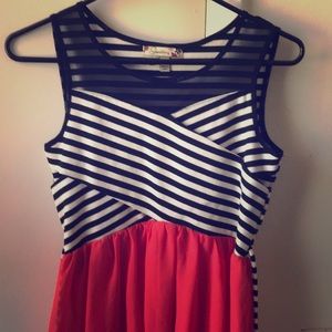 Tween girls’ dress